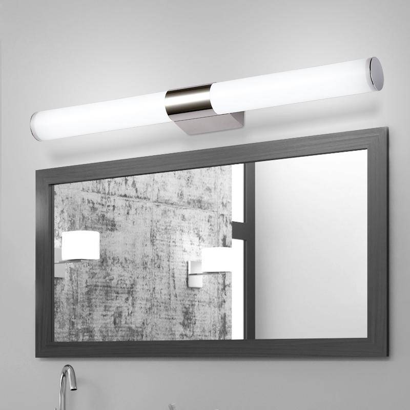 Modern vägglampa i vitt rostfritt stål med integrerad LED – flera storlekar