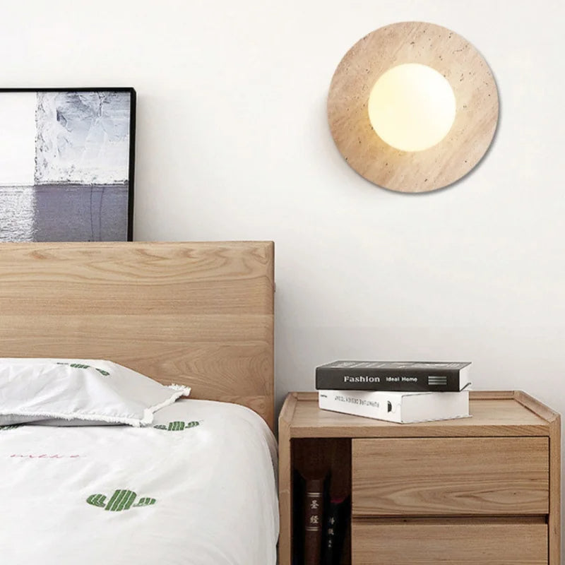 Halostone | Designad halvcirkelformad stenvägglampa – stämningsfull inredningsbelysning
