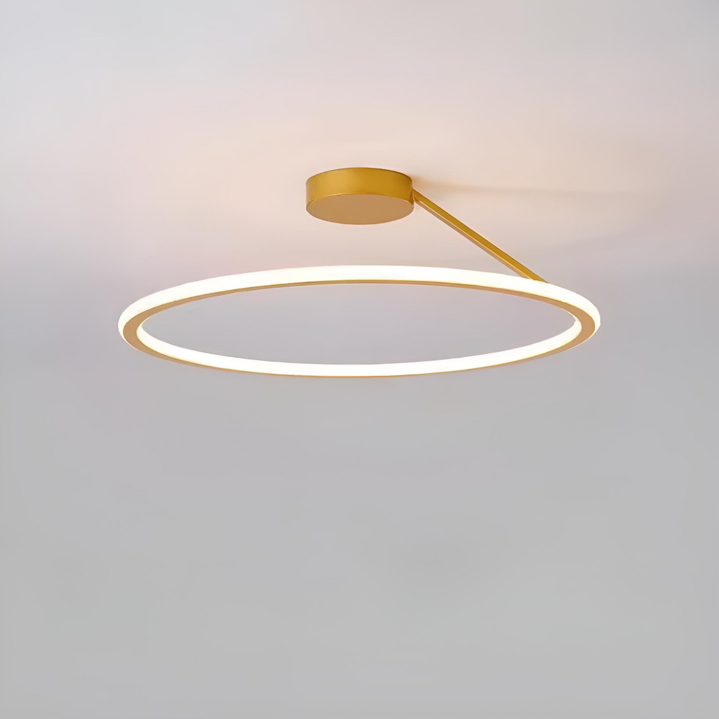 Modern LED-taklampa med cirkelformad design
