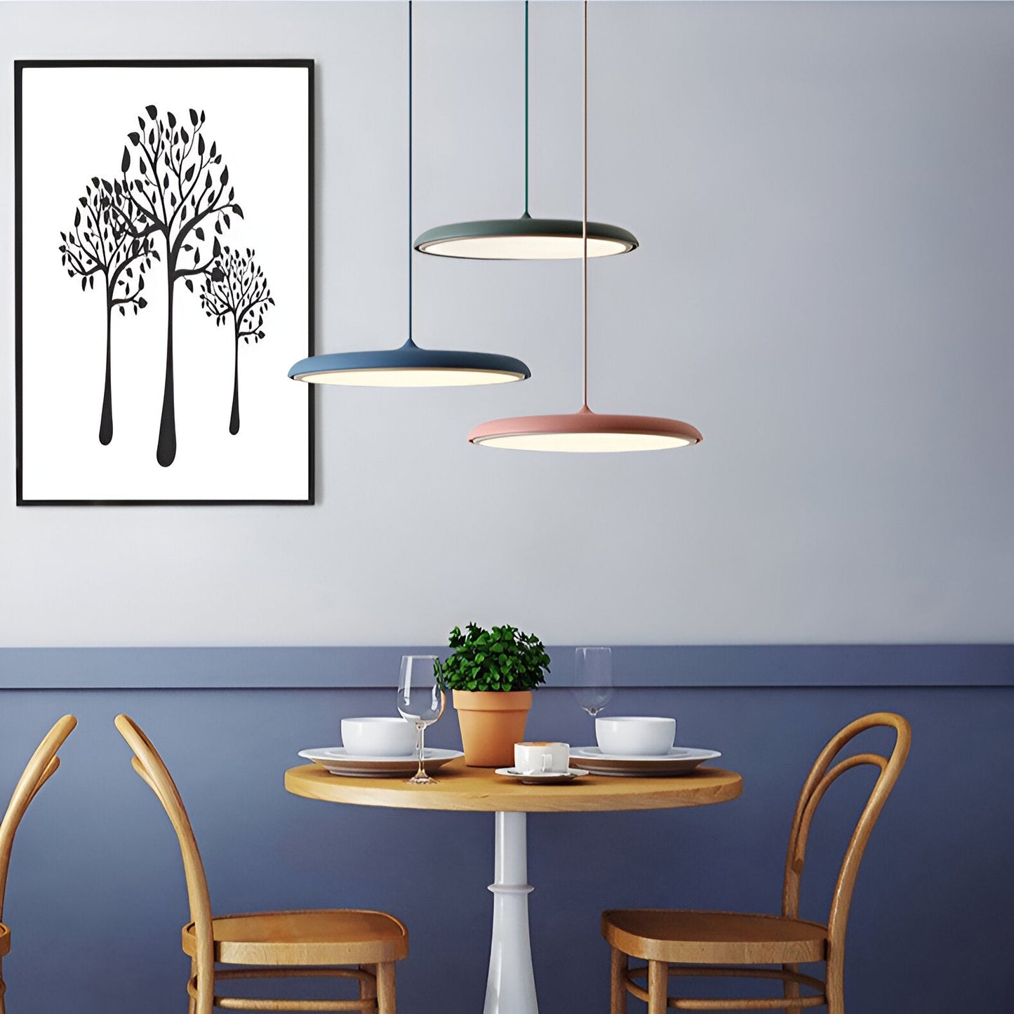 Modern pendellampa i metall med UFO-inspirerad design för matsal kök bar