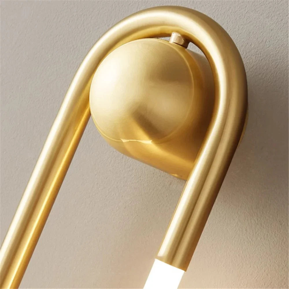 Modern oval LED vägglampa i metall och akryl för sovrum och vardagsrum