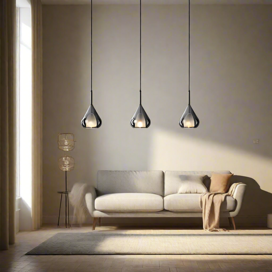 Modern glaspendel i vattendroppsdesign med LED och justerbar höjd