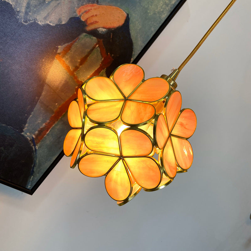 Handgjord glaspendel i blomdesign med mässingsdetaljer för kök sovrum hall