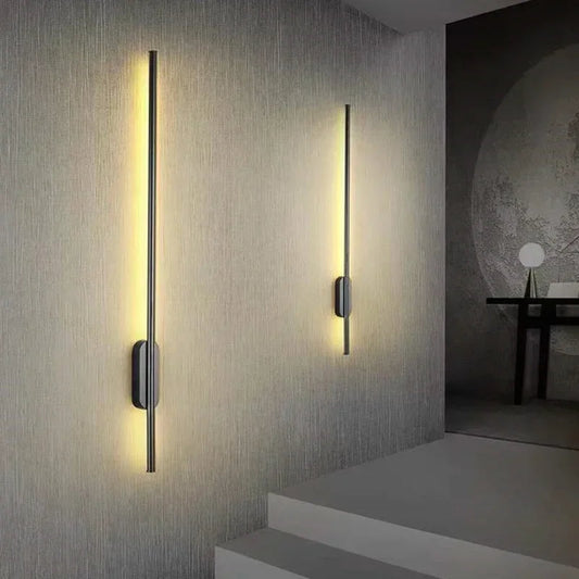 Linelux | Modern LED-vägglampa i svart eller guld för stilfull inredning