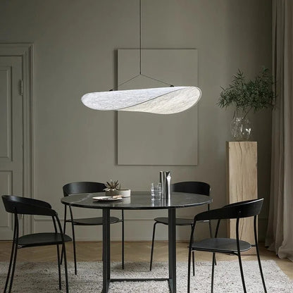 Handgjord silkespendel – nordisk wabi-sabi design för matsal och vardagsrum