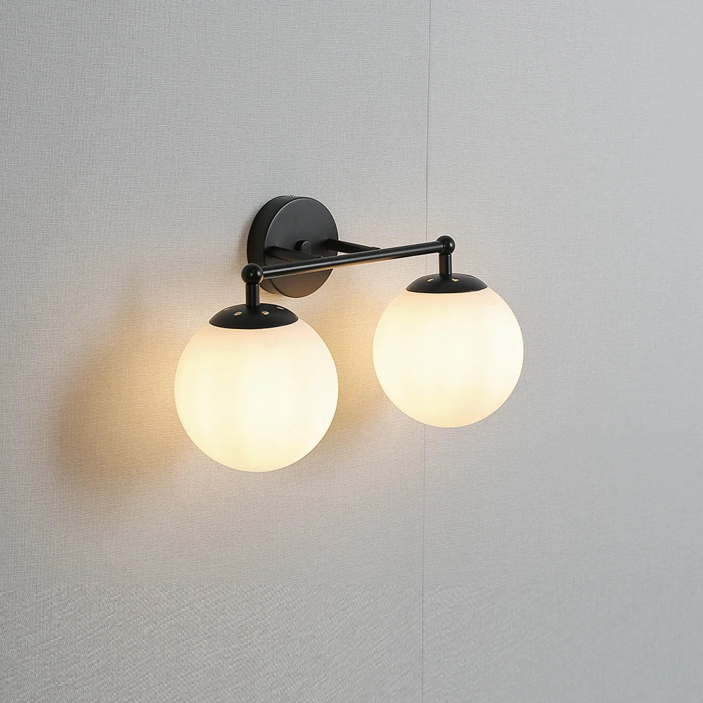 Nordic Vägglampa med Dubbel eller en Glasglob LED Svart Metall E27 Armatur