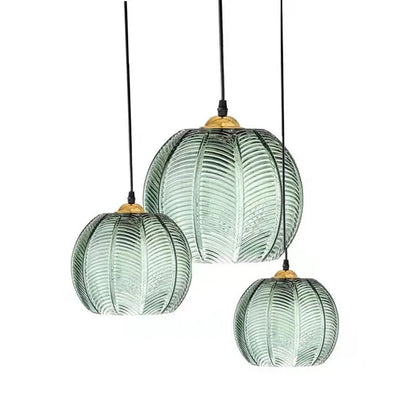Nordisk glas pendellampa med grönt bladmotiv för matsal vardagsrum sovrum