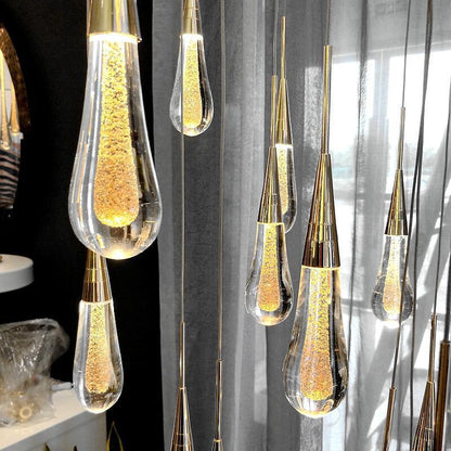 Måninspirerad pendellampa i glas med justerbar höjd och varm LED-belysning