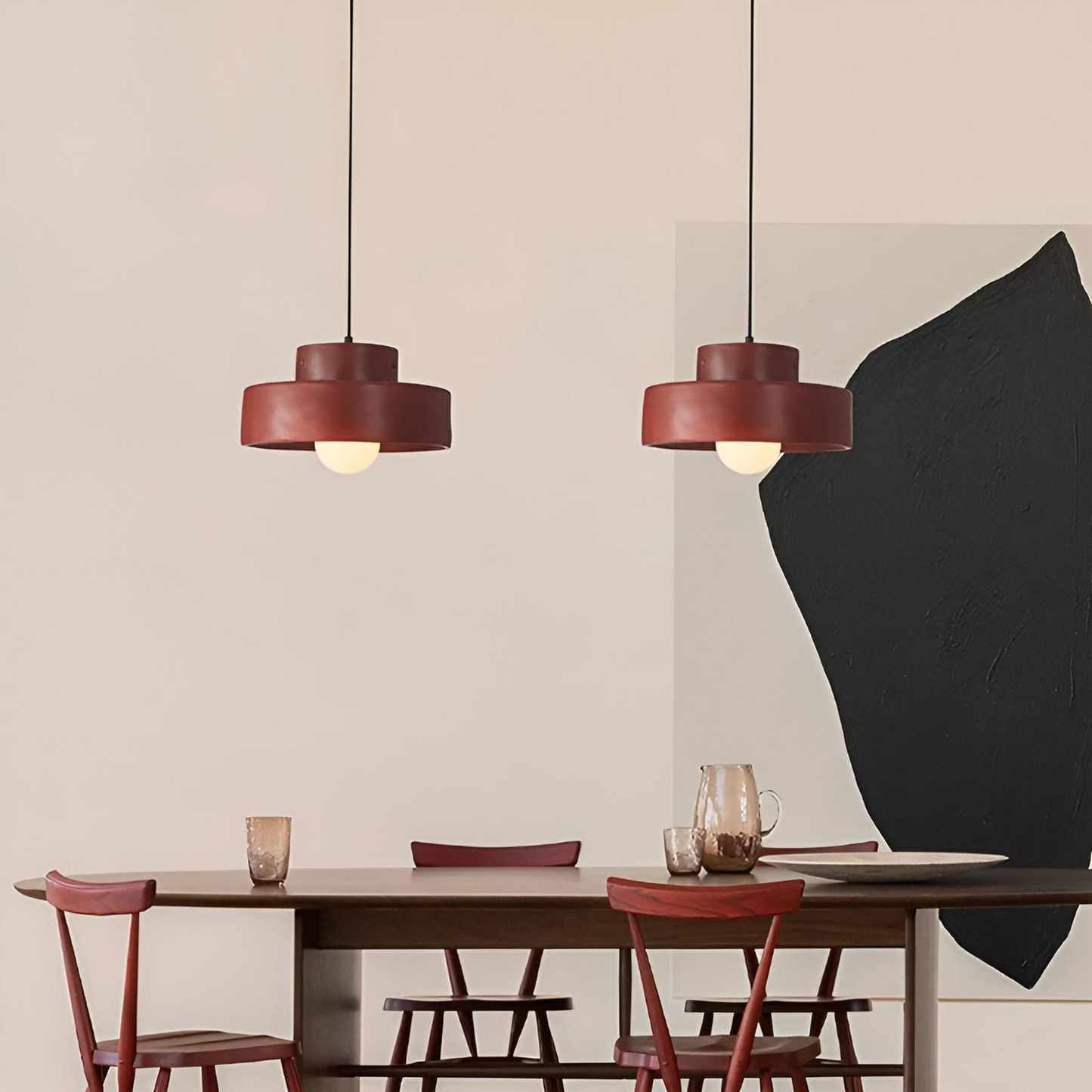 Modern takpendel i minimalistisk design med justerbar upphängning