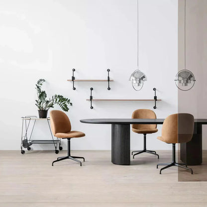 Skandinavisk pendellampa i minimalistisk design för kök matsal och vardagsrum