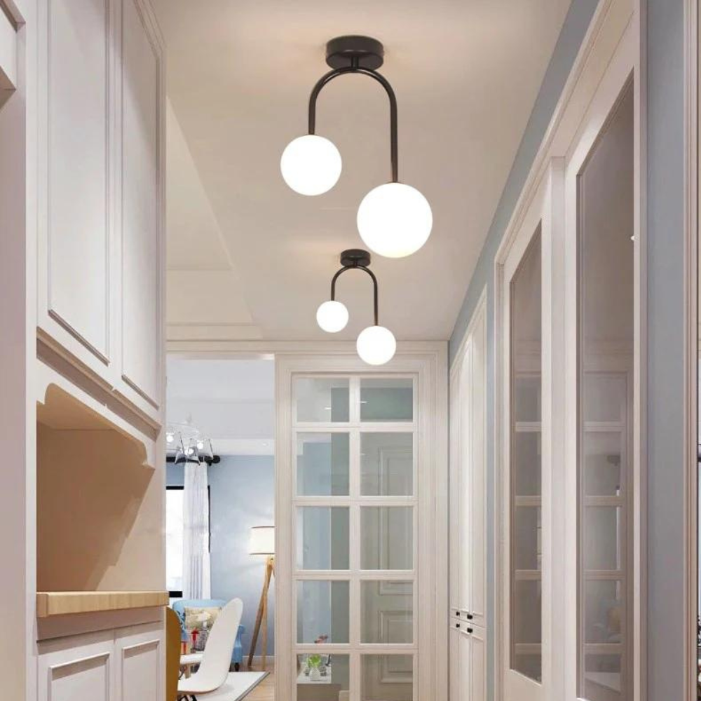 Modern taklampa i metall och glas – elegant LED-belysning för vardagsrum och sovrum