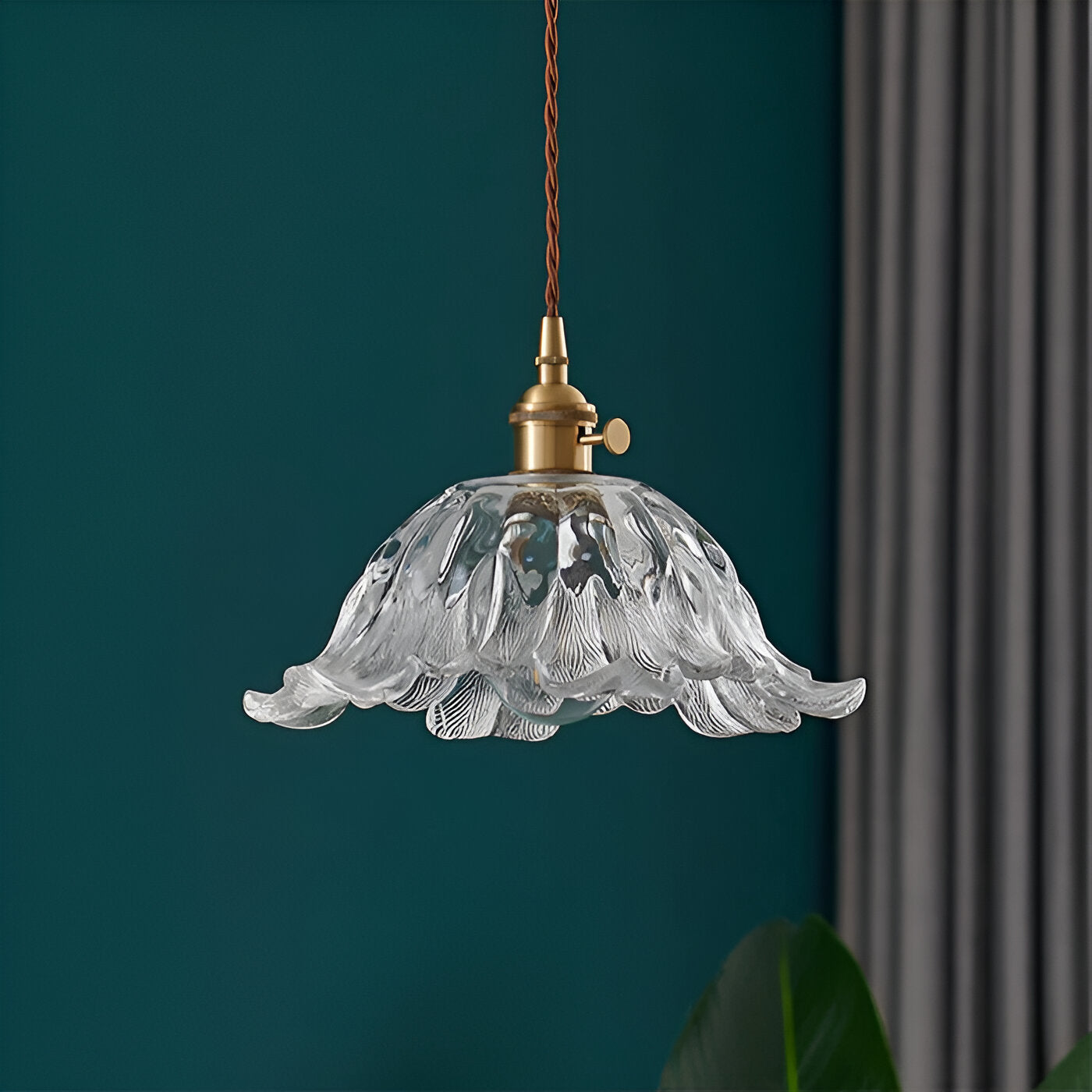 Fransk retro blomformad glaspendel i koppar med justerbar höjd 150 cm