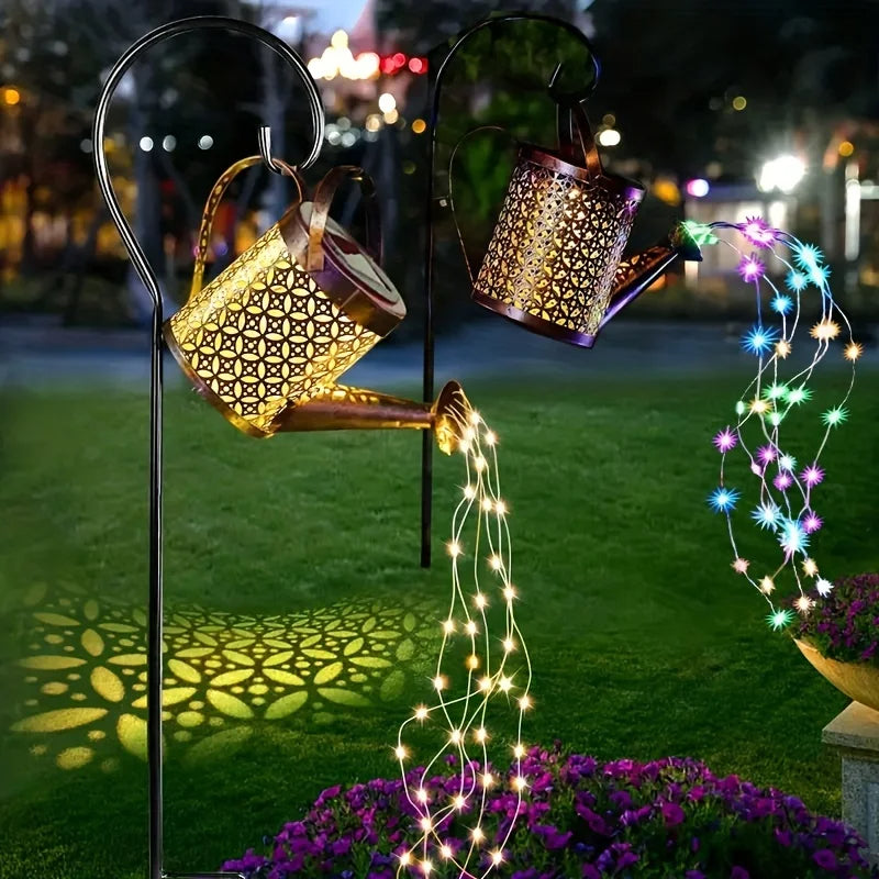 Glowcan | Solcellsdriven vattenkanna lykta med krok – LED trädgårdsbelysning i metall