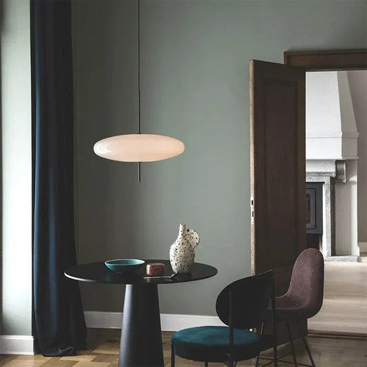 Nordisk LED pendellampa med rund flygande tefat design för vardagsrum sovrum matsal