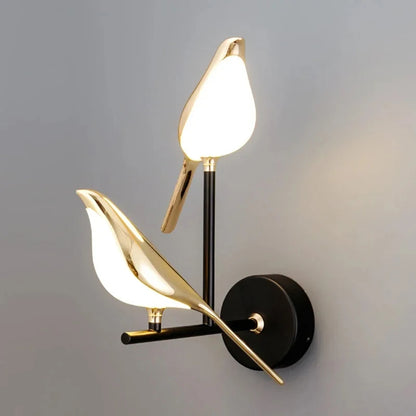 Vägglampa i guld fågeldesign med LED för sovrum vardagsrum hall dekoration
