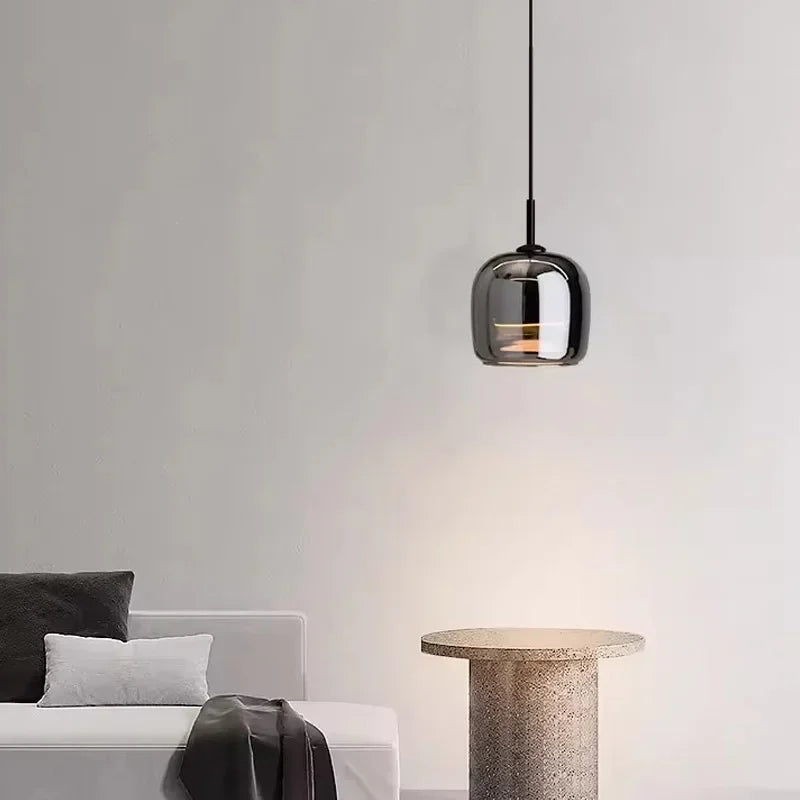 Nordisk glas pendellampa i grå ton med dimbar LED för vardagsrum sovrum matsal