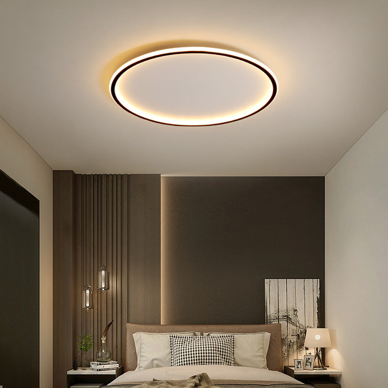 Rund skandinavisk taklampa i minimalistisk design med LED-belysning