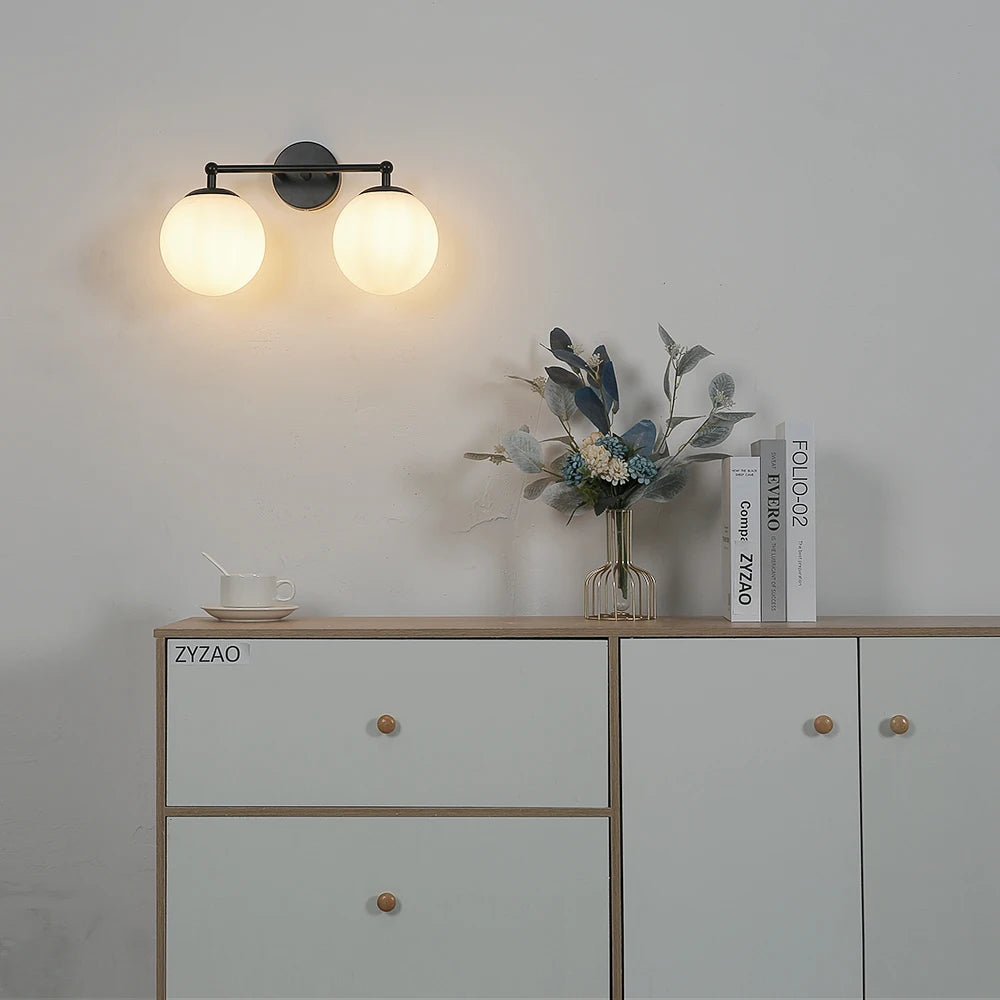 Nordic Vägglampa med Dubbel eller en Glasglob LED Svart Metall E27 Armatur
