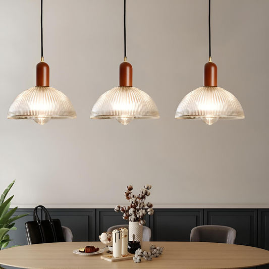 Modern pendellampa i glas och trä för matsal, vardagsrum och sovrum