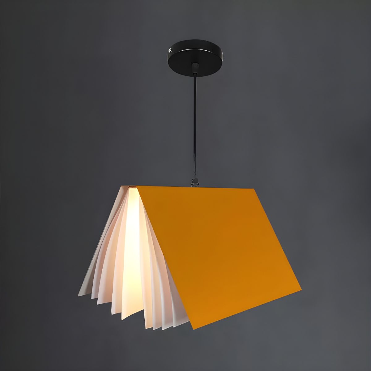 Kreativ bokformad takpendel färgglad modern barnrum lampa inredning