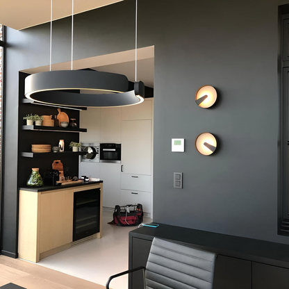Modern LED pendellampa med halvring i minimalistisk design för matsal och vardagsrum