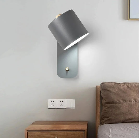 Modern vägglampa med justerbar skärm för sovrum och vardagsrum