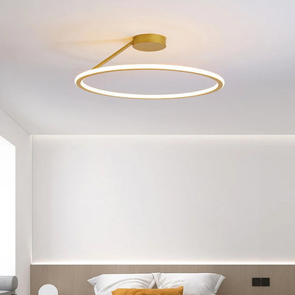 Modern LED-taklampa med cirkelformad design
