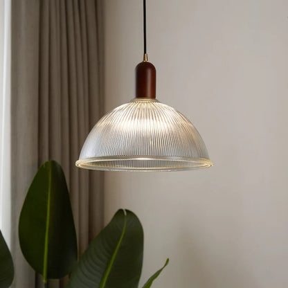 Modern pendellampa i glas och trä för matsal, vardagsrum och sovrum