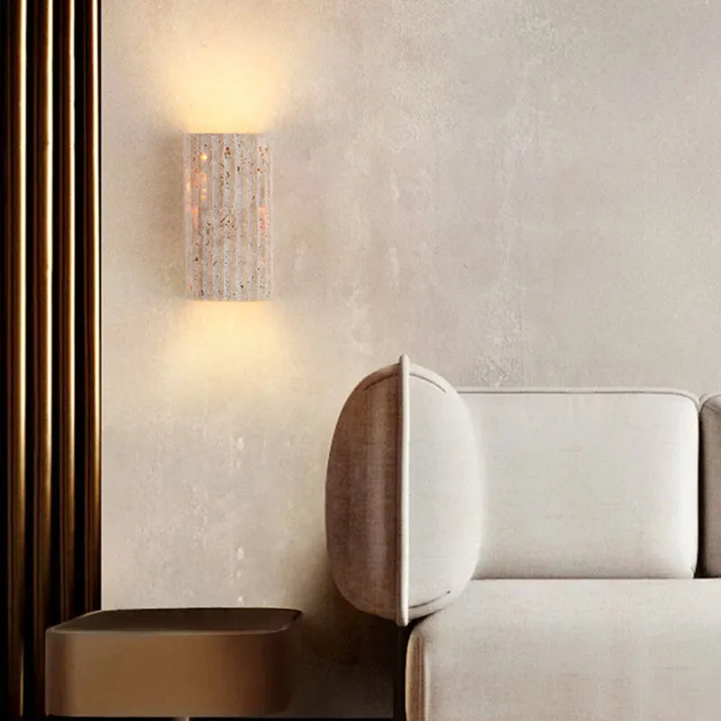 Stoneform | 3D-skuren stenvägglampa – perfekt för sovrum och hall, 1 st