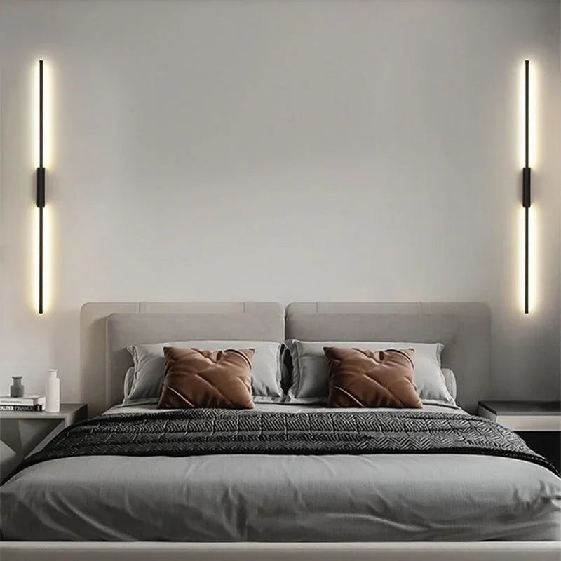 Nordisk smal LED vägglampa med modern linjär design för sovrum vardagsrum och hall