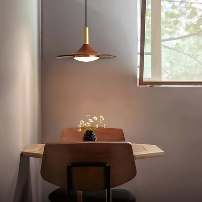 Nordisk takpendel i koppar med justerbar lampskärm för kök och vardagsrum