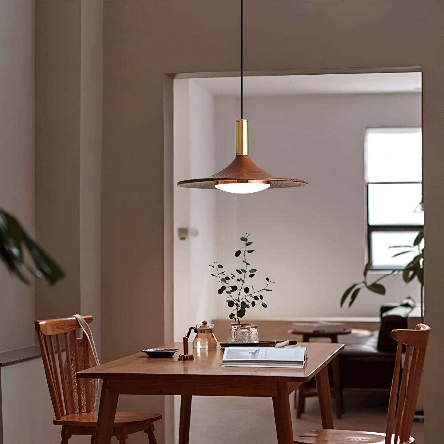 Nordisk takpendel i koppar med justerbar lampskärm för kök och vardagsrum