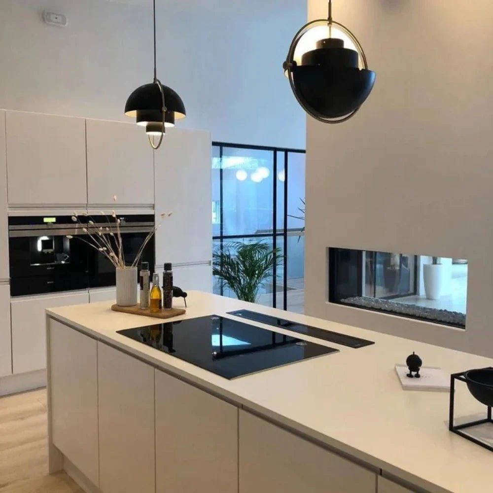 Skandinavisk pendellampa i minimalistisk design för kök matsal och vardagsrum