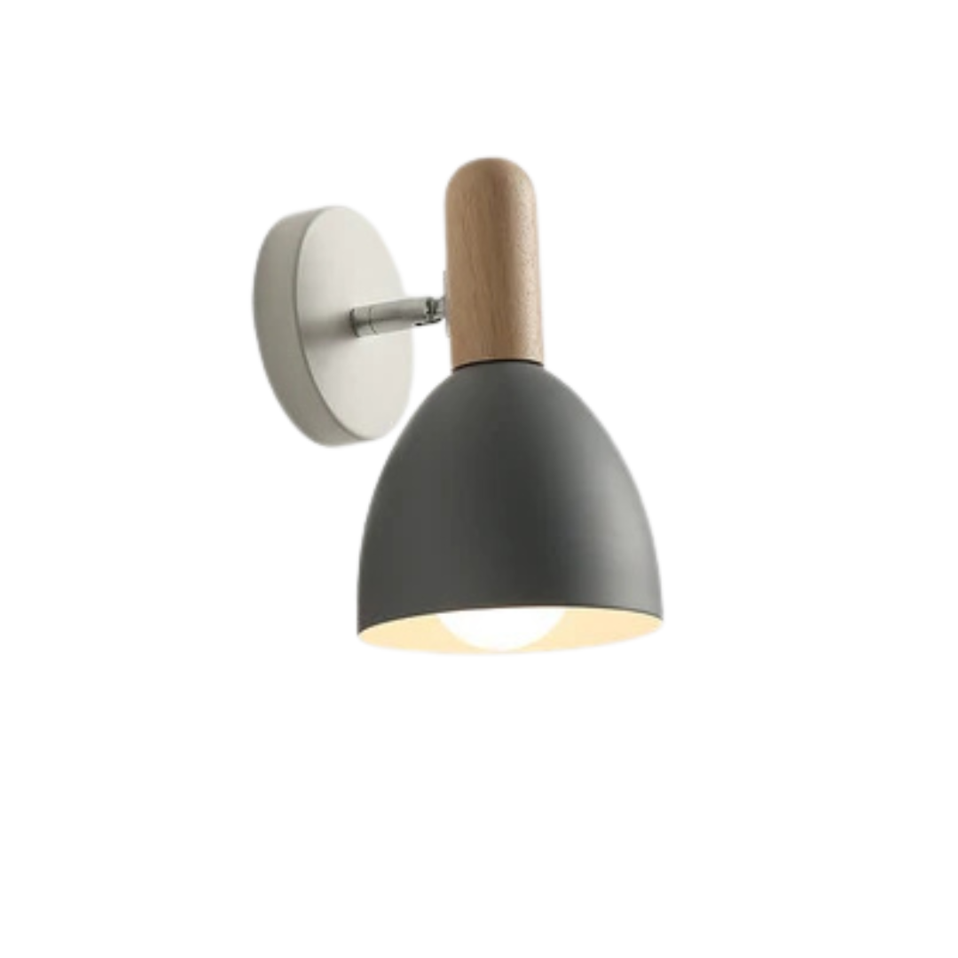 Modern vägglampa med trädetalj – nordisk design för sovrum och vardagsrum