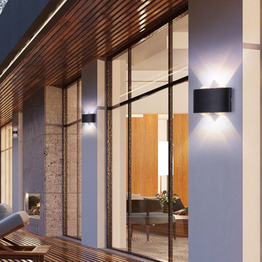 Vägglampa LED i metall för inom- och utomhusbruk med geometriskt ljus