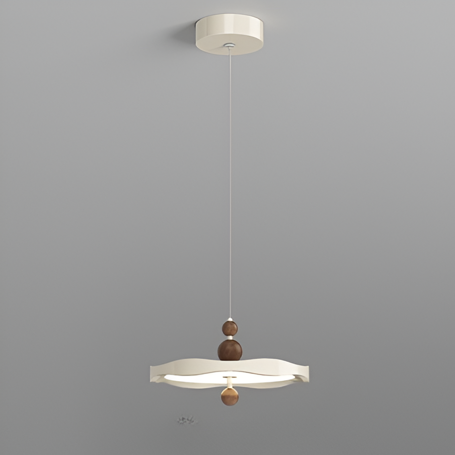 Fransk inspirerad aluminium taklampa med valnötsdetaljer