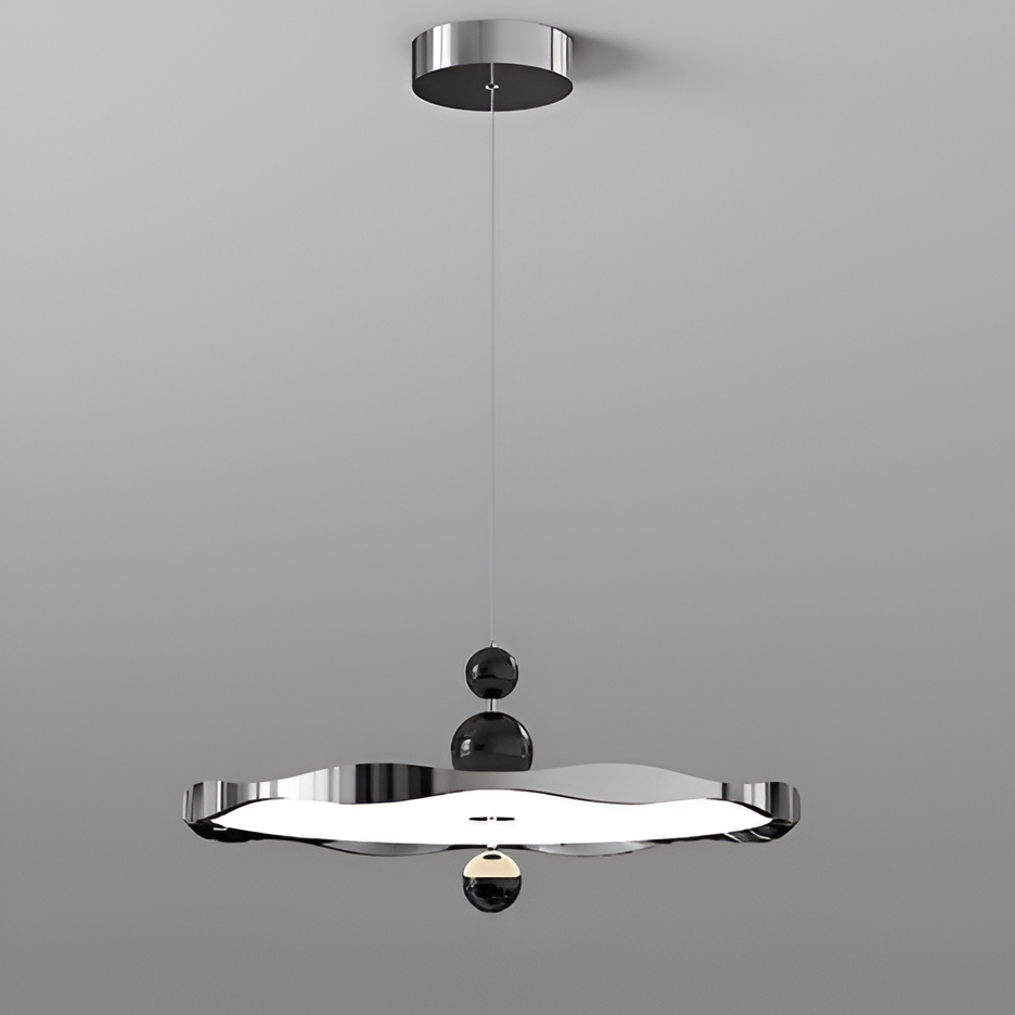 Fransk inspirerad aluminium taklampa med valnötsdetaljer