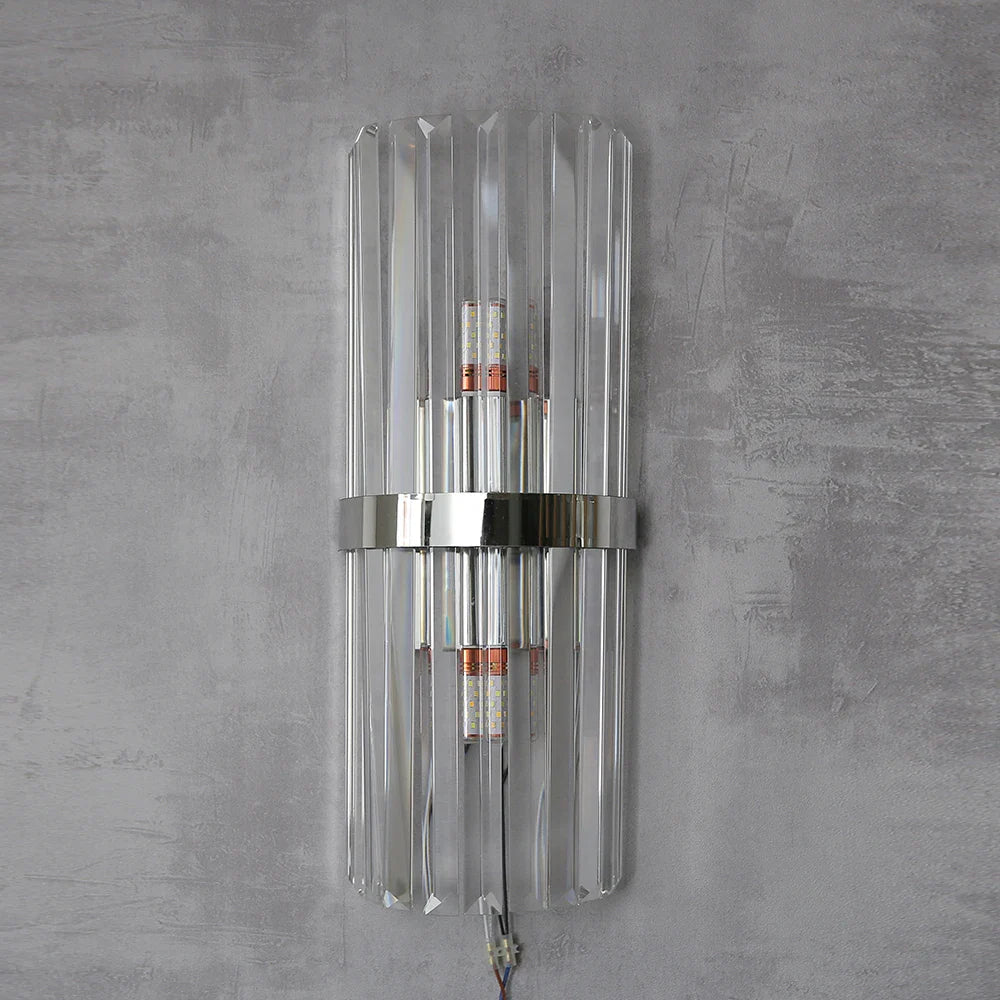 Vägglampa i kristall och guld med dubbel LED-belysning upp och ned