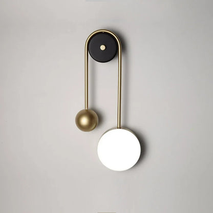 Golden LED vägglampa – modern belysning för sovrum, vardagsrum och hotellmiljö