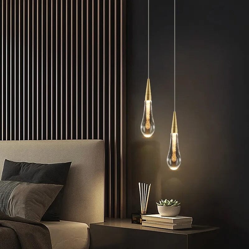 Måninspirerad pendellampa i glas med justerbar höjd och varm LED-belysning