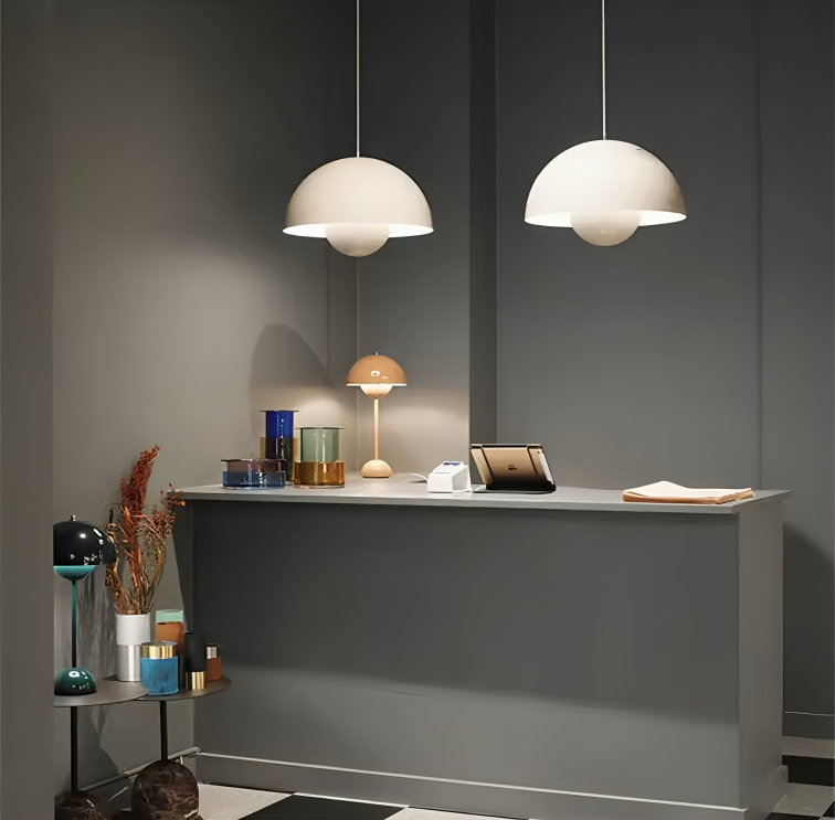 Dansk design taklampa med blomformad halvcirkelskärm och varm LED belysning för kök matsal och vardagsrum