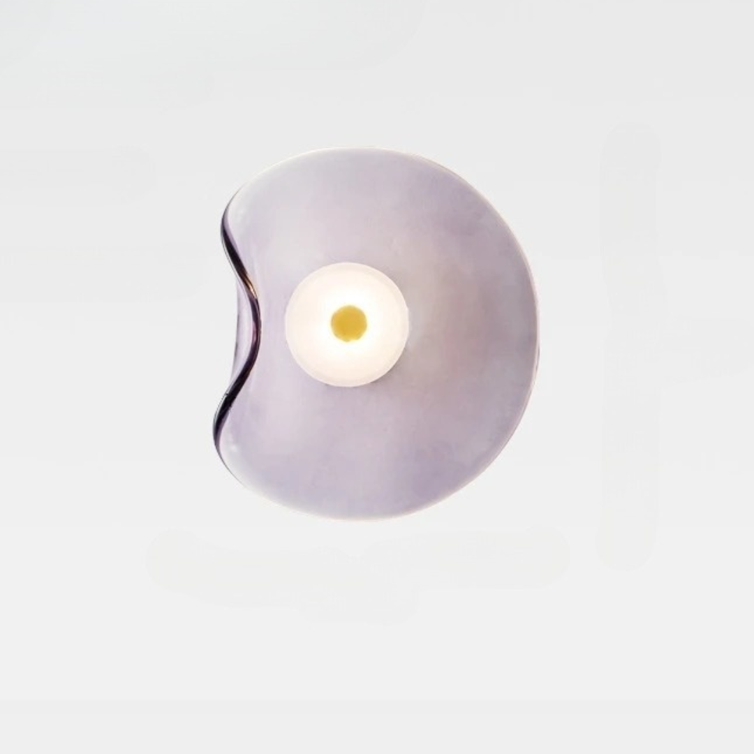Modern organisk vägglampa i glas med varm LED-belysning