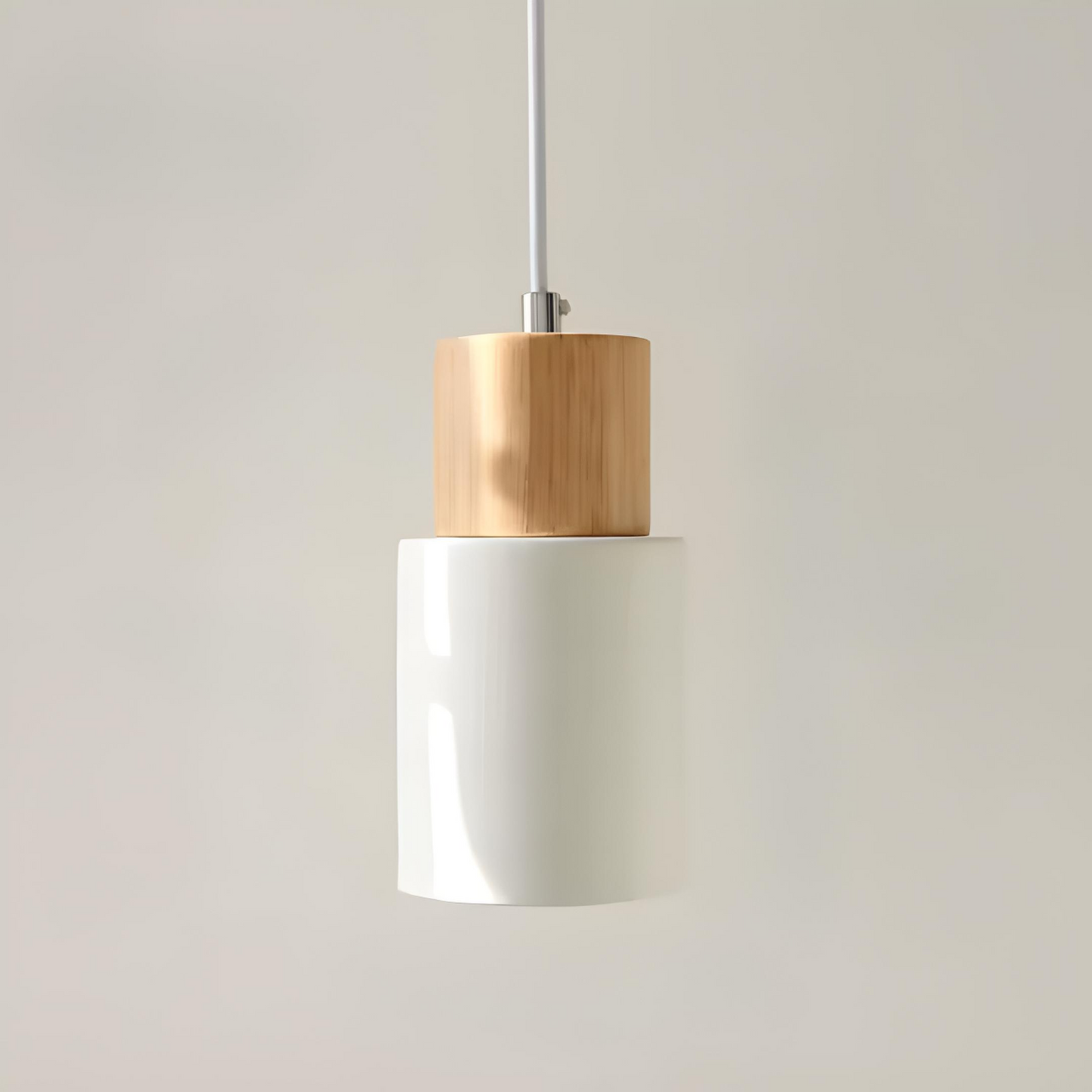 Minimalistisk pendellampa i trä och metall för sovrum, matsal och bar