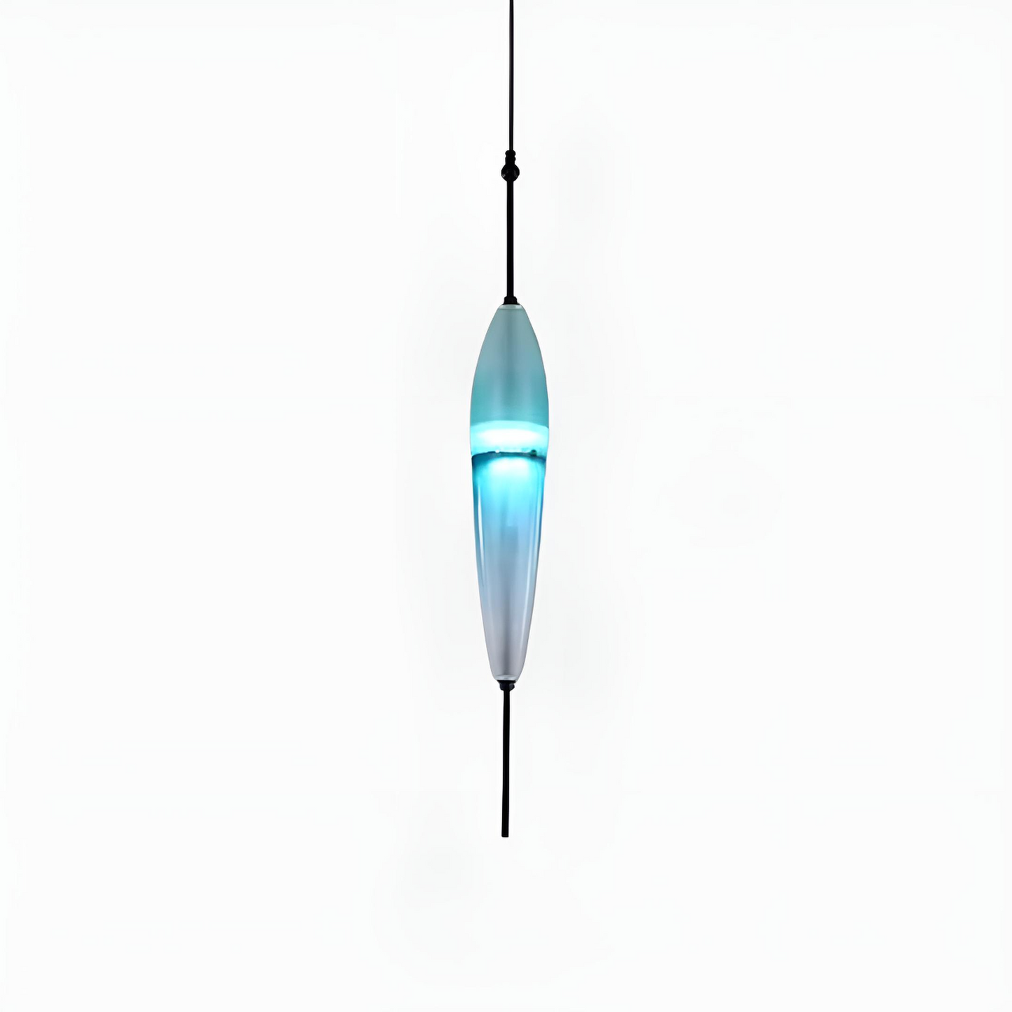 Modern pendellampa i glas med gradient design för vardagsrum och matsal