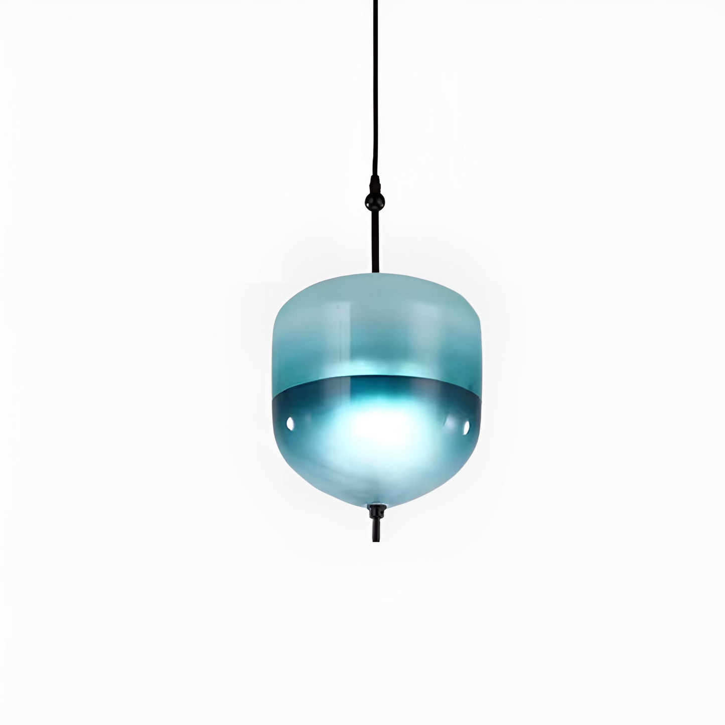 Modern pendellampa i glas med gradient design för vardagsrum och matsal