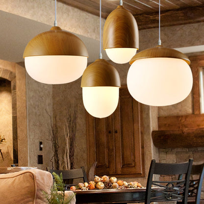 Modern taklampa i frostat glas och träfinish med justerbar höjd för kök matsal vardagsrum