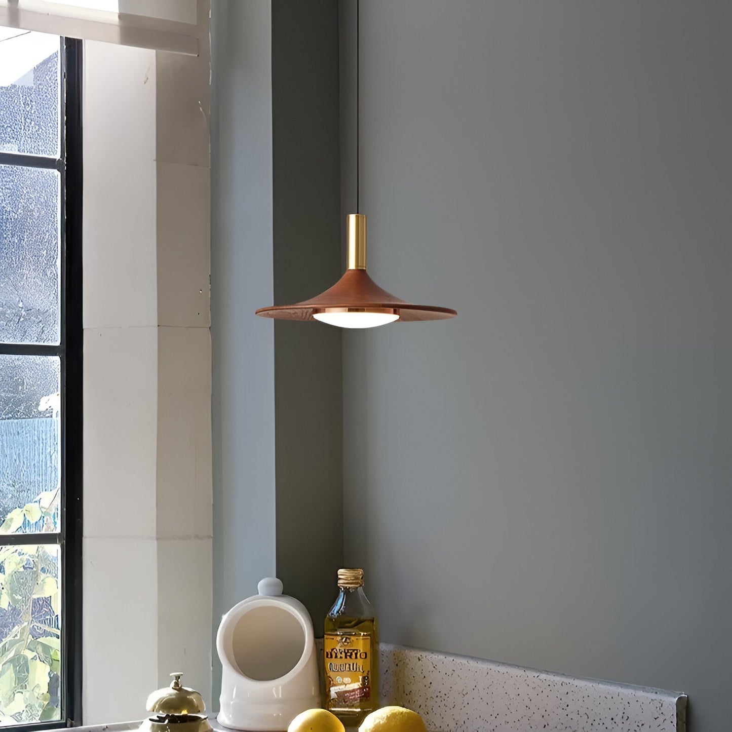 Nordisk takpendel i koppar med justerbar lampskärm för kök och vardagsrum