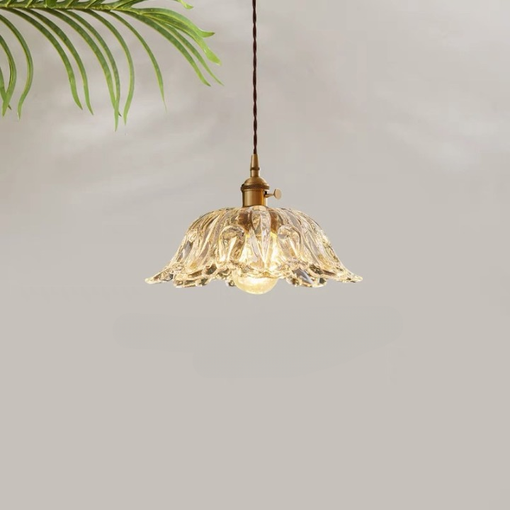 Fransk retro blomformad glaspendel i koppar med justerbar höjd 150 cm