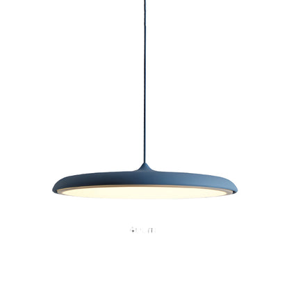 Modern pendellampa i metall med UFO-inspirerad design för matsal kök bar