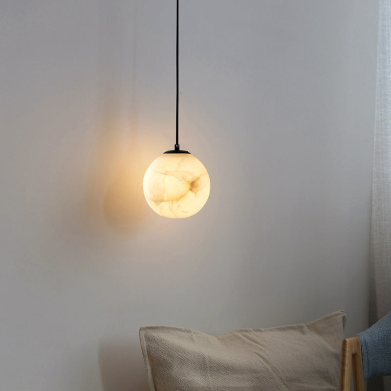 Exklusiv Marmorpendel i Koppar – Rund LED Taklampa för Matsal och Sovrum